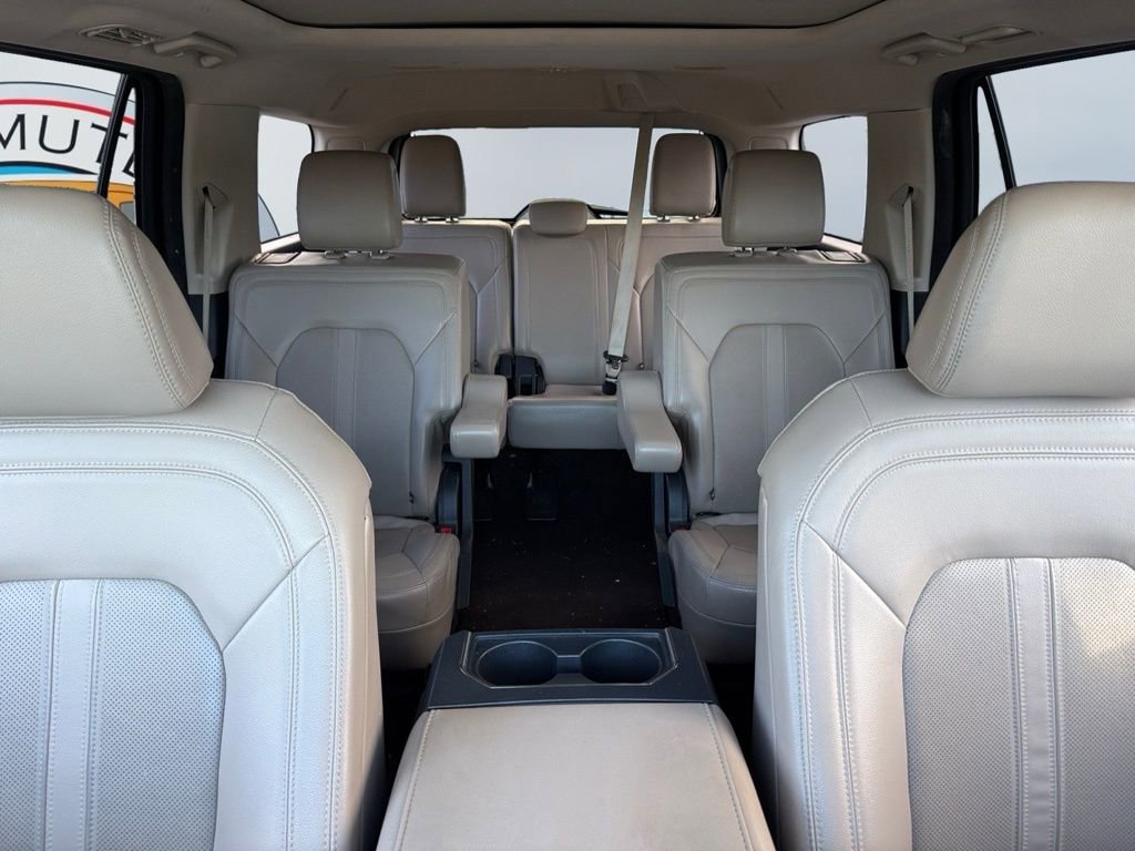 Used 2023 Ford Expedition Limited image 25