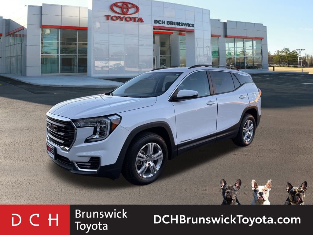 Used 2022 GMC Terrain SLE w/ Driver Convenience Package