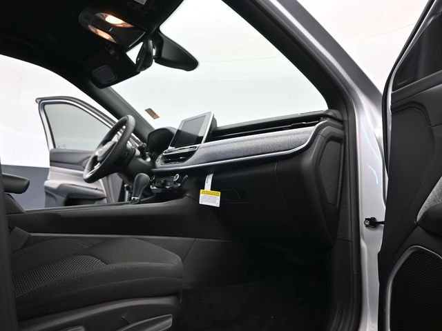 Used 2025 Jeep Compass Sport w/ Mopar Graphics Package AWD/4WD image 30