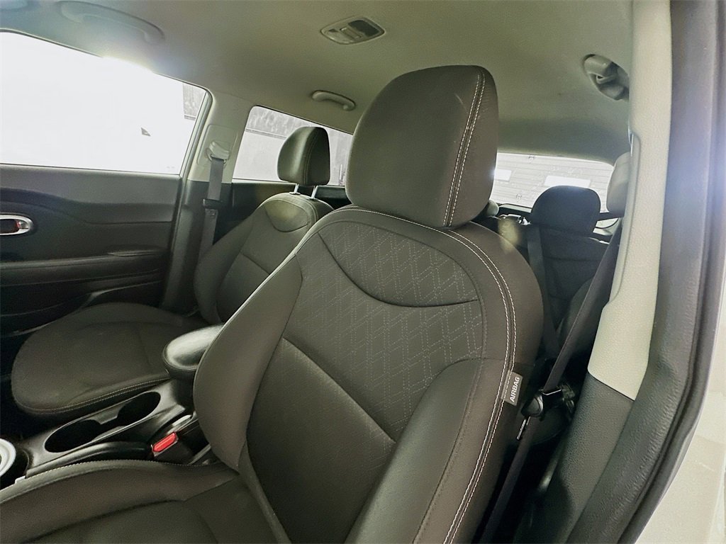 Used 2019 Kia Soul image 19