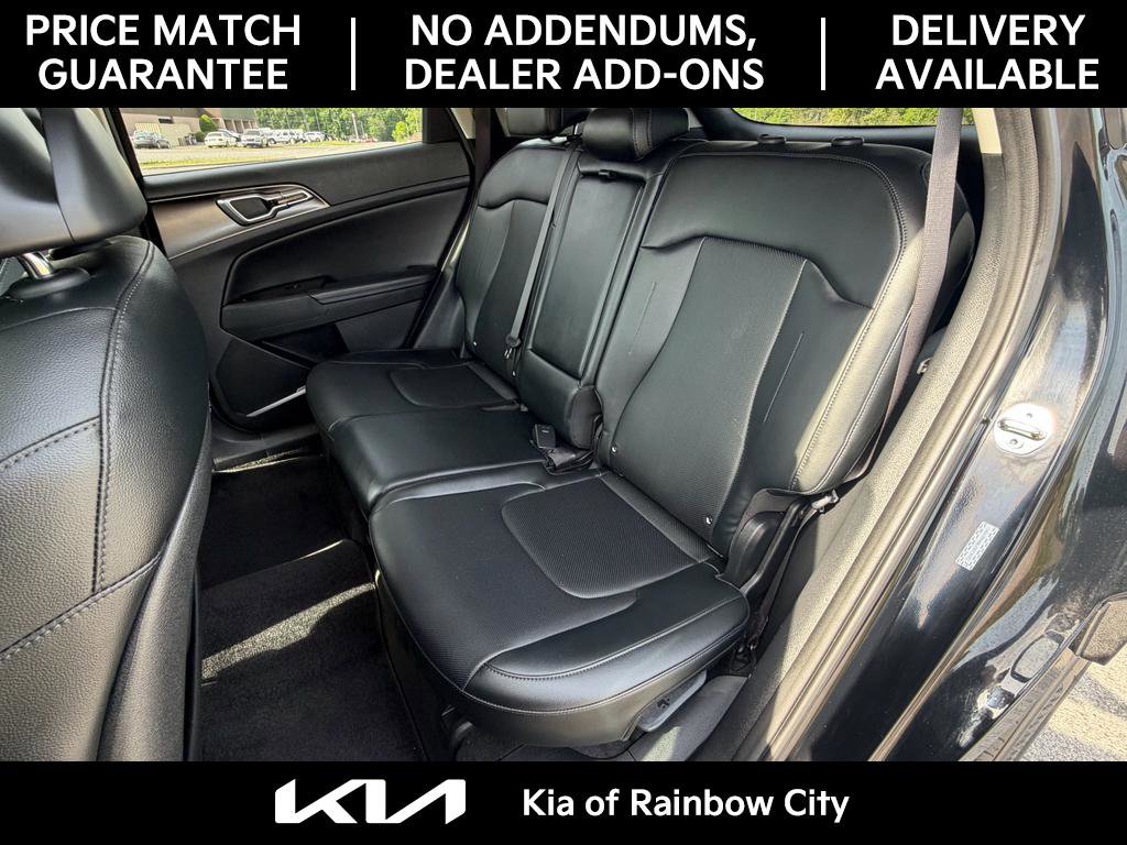 Used 2024 Kia Sportage EX image 17