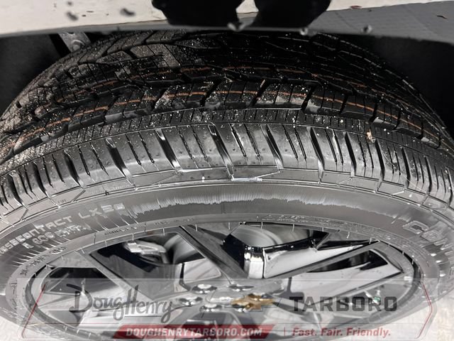 New 2026 Chevrolet Traverse RS w/ LPO, Floor Liner Package AWD/4WD image 18