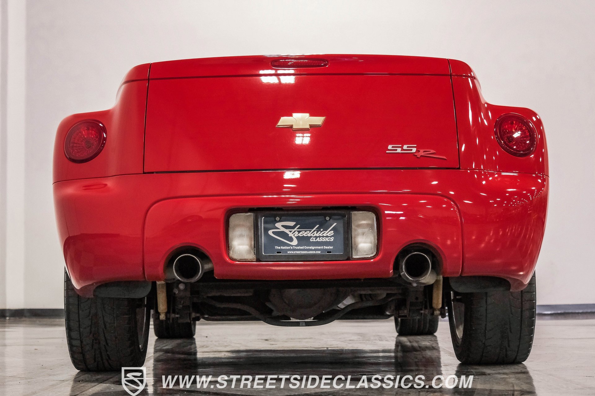 Used 2003 Chevrolet SSR w/ Preferred Equipment Group image 35