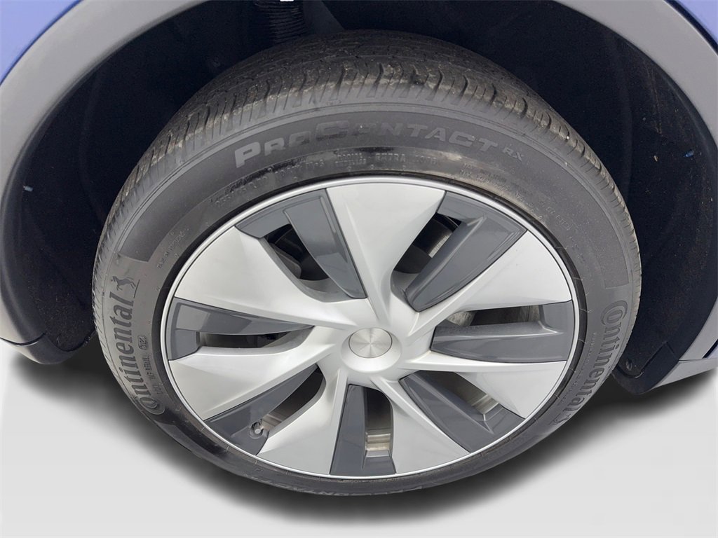 Used 2022 Tesla Model Y Long Range image 75