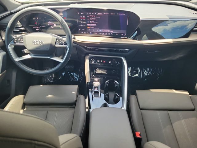 Certified 2025 Audi Q5 Premium w/ Premium Plus AWD/4WD video 2