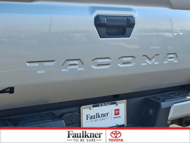 Certified 2024 Toyota Tacoma TRD Off-Road AWD/4WD image 31