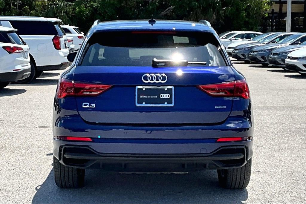 Certified 2025 Audi Q3 2.0T Premium Plus w/ Premium Plus Package AWD/4WD image 6