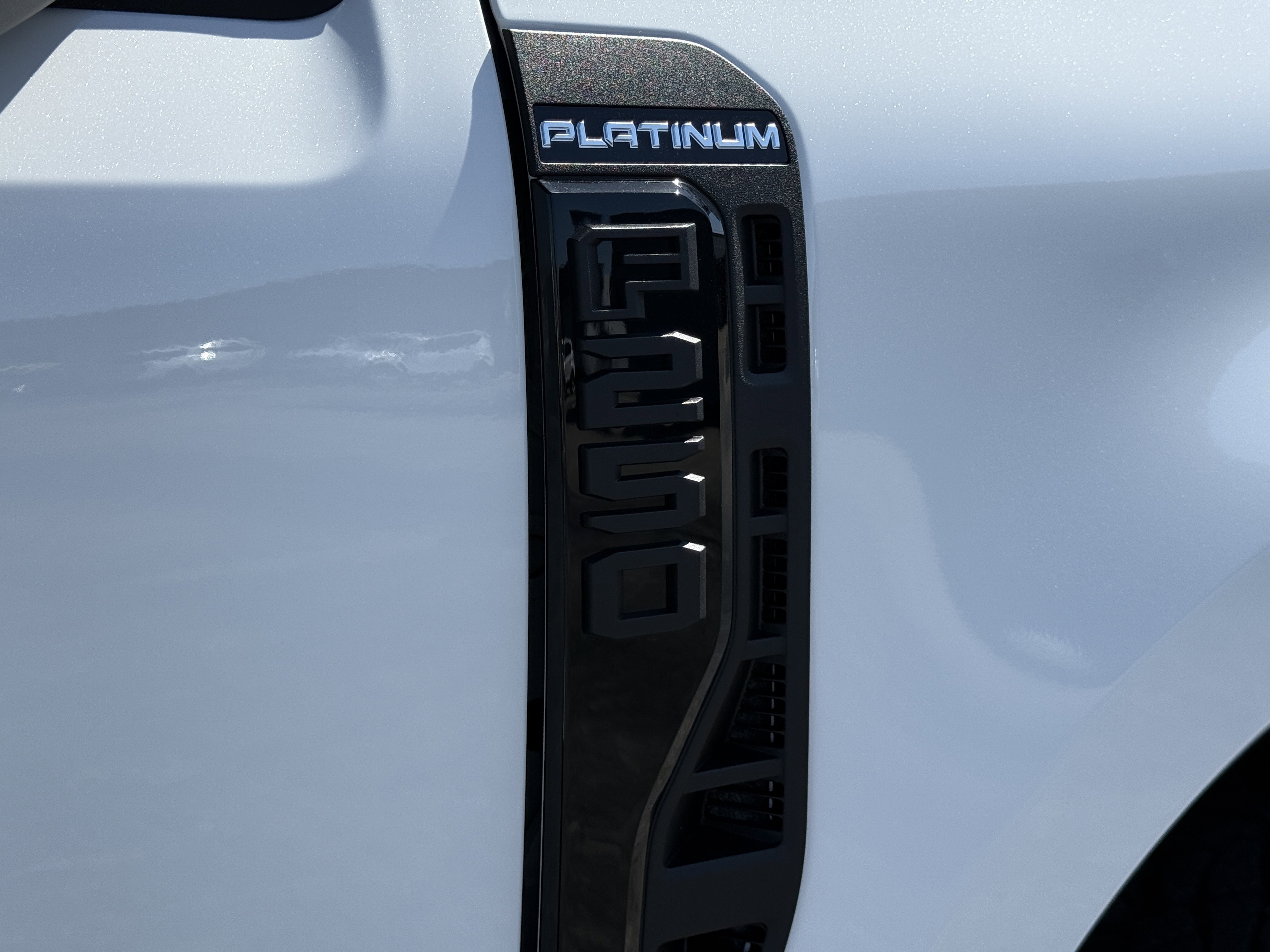 New 2026 Ford F250 Platinum w/ Tremor Off-Road Package AWD/4WD image 9
