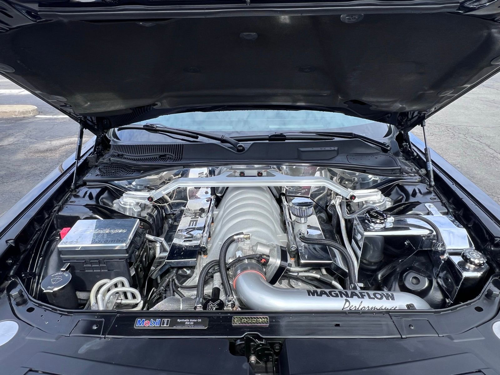 Used 2009 Dodge Challenger SRT8 w/ SRT Option Group II RWD image 17