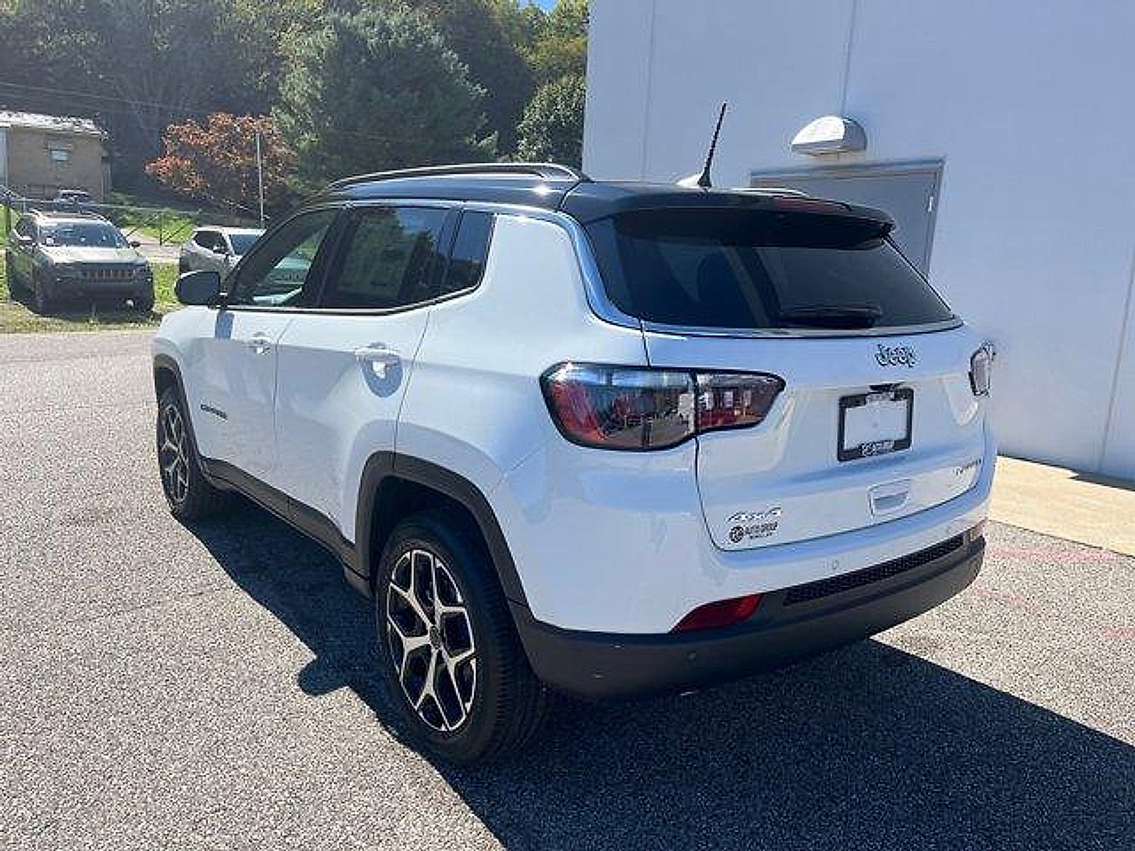 New 2026 Jeep Compass Limited image 8