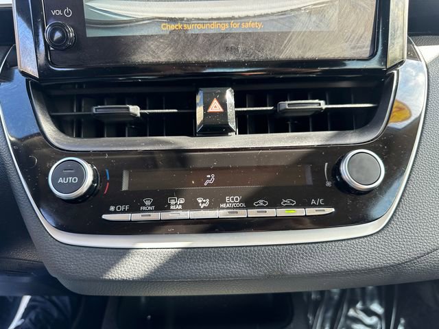 Used 2026 Toyota Corolla LE image 38