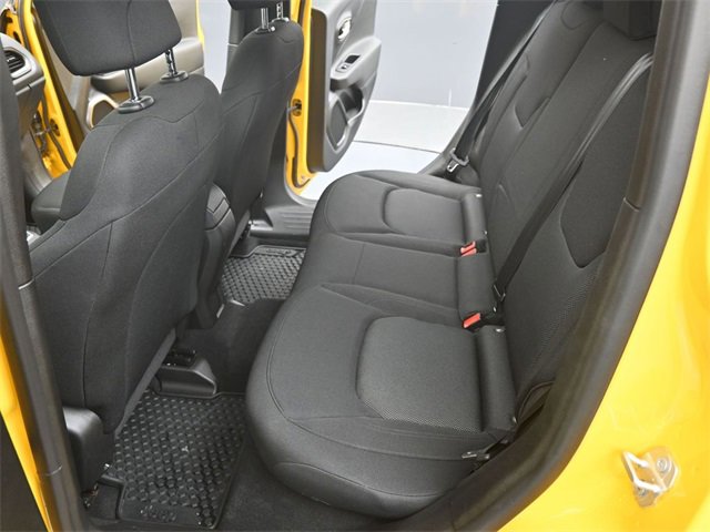 Used 2023 Jeep Renegade Latitude image 21