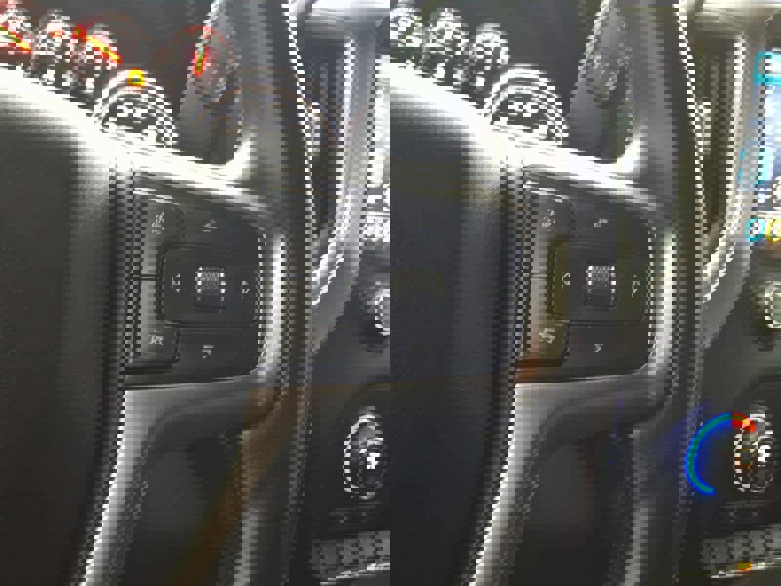 Used 2020 Chevrolet Silverado 1500 LT w/ All-Star Edition image 17