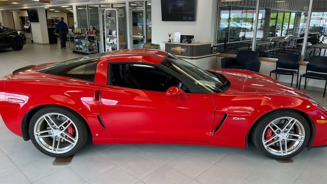 Used 2007 Chevrolet Corvette Z06 w/ Preferred Equipment Group image 5