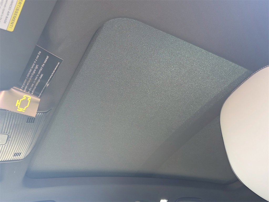 New 2026 Volkswagen Tiguan SE R-Line image 18