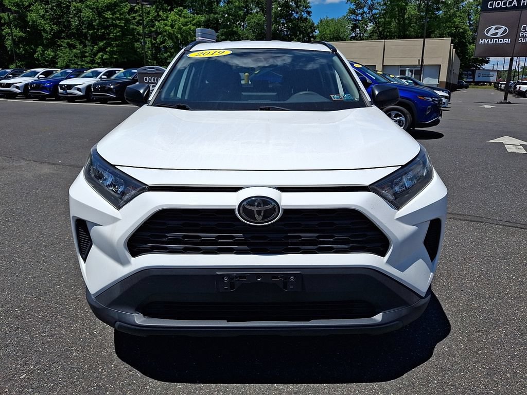 Used 2019 Toyota RAV4 LE w/ All Weather Liner Package AWD/4WD image 2