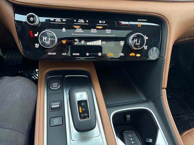 Certified 2025 INFINITI QX60 Sensory image 18