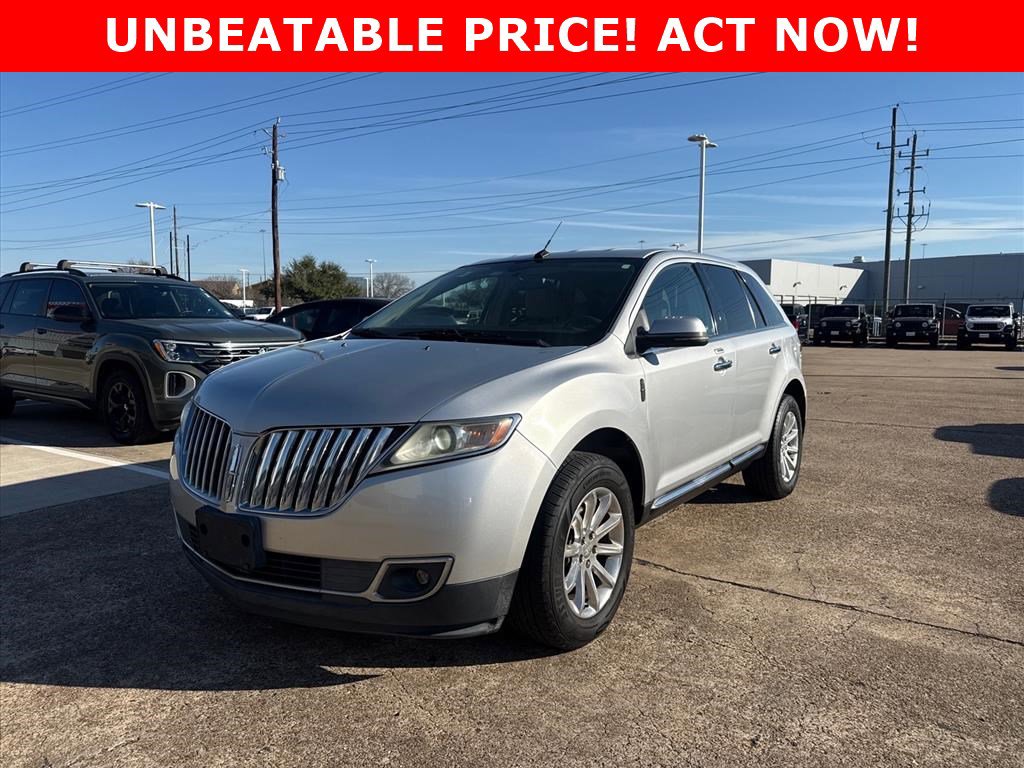 Used 2012 Lincoln MKX FWD image 1