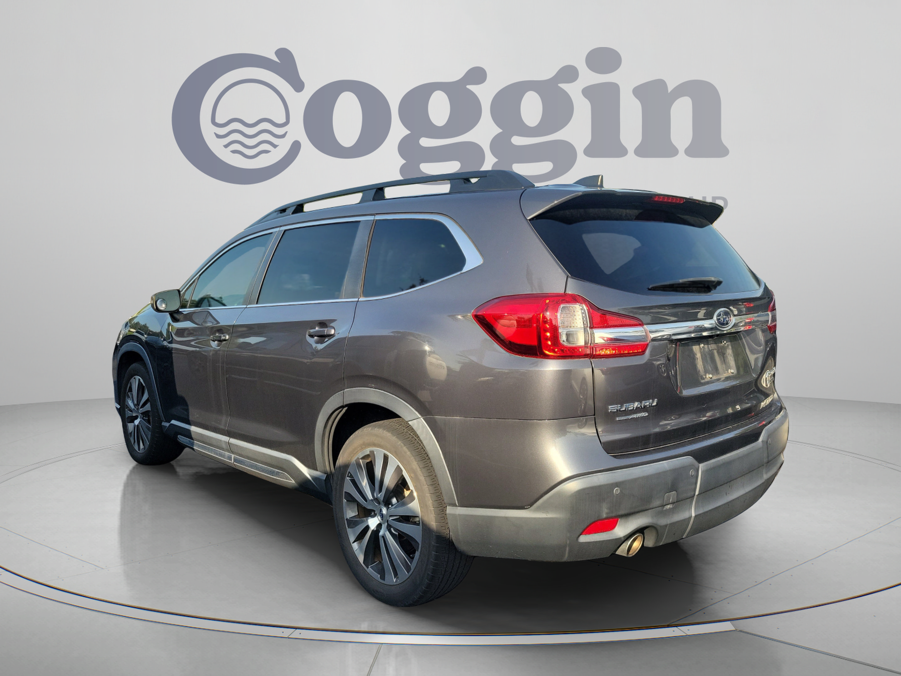 Used 2021 Subaru Ascent Limited w/ Technology Package AWD/4WD image 3