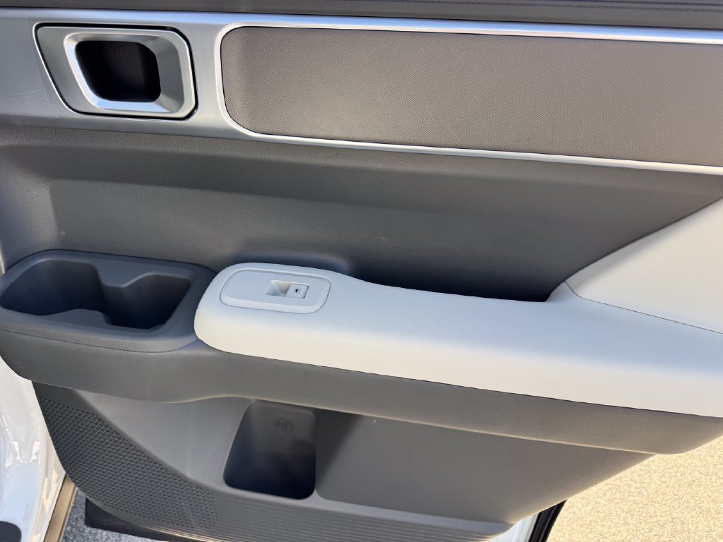 New 2026 Hyundai Santa Fe SE FWD image 14