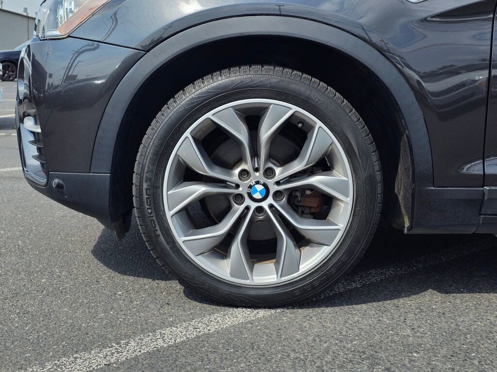 Used 2016 BMW X4 xDrive28i image 9