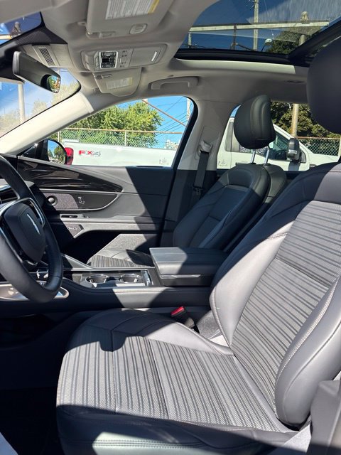 New 2026 Lincoln Nautilus Reserve w/ Jet Appearance Package AWD/4WD image 11