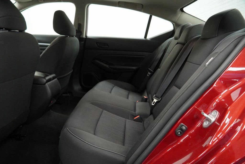 Used 2023 Nissan Altima 2.5 SV w/ SV Premium Package image 22