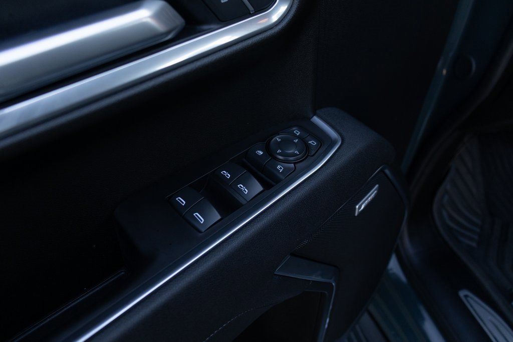 Used 2025 Chevrolet Silverado 1500 LTZ w/ LTZ Premium Package image 17