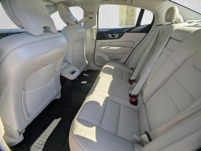 Used 2019 Volvo S60 T5 Momentum w/ Premium Package FWD image 17