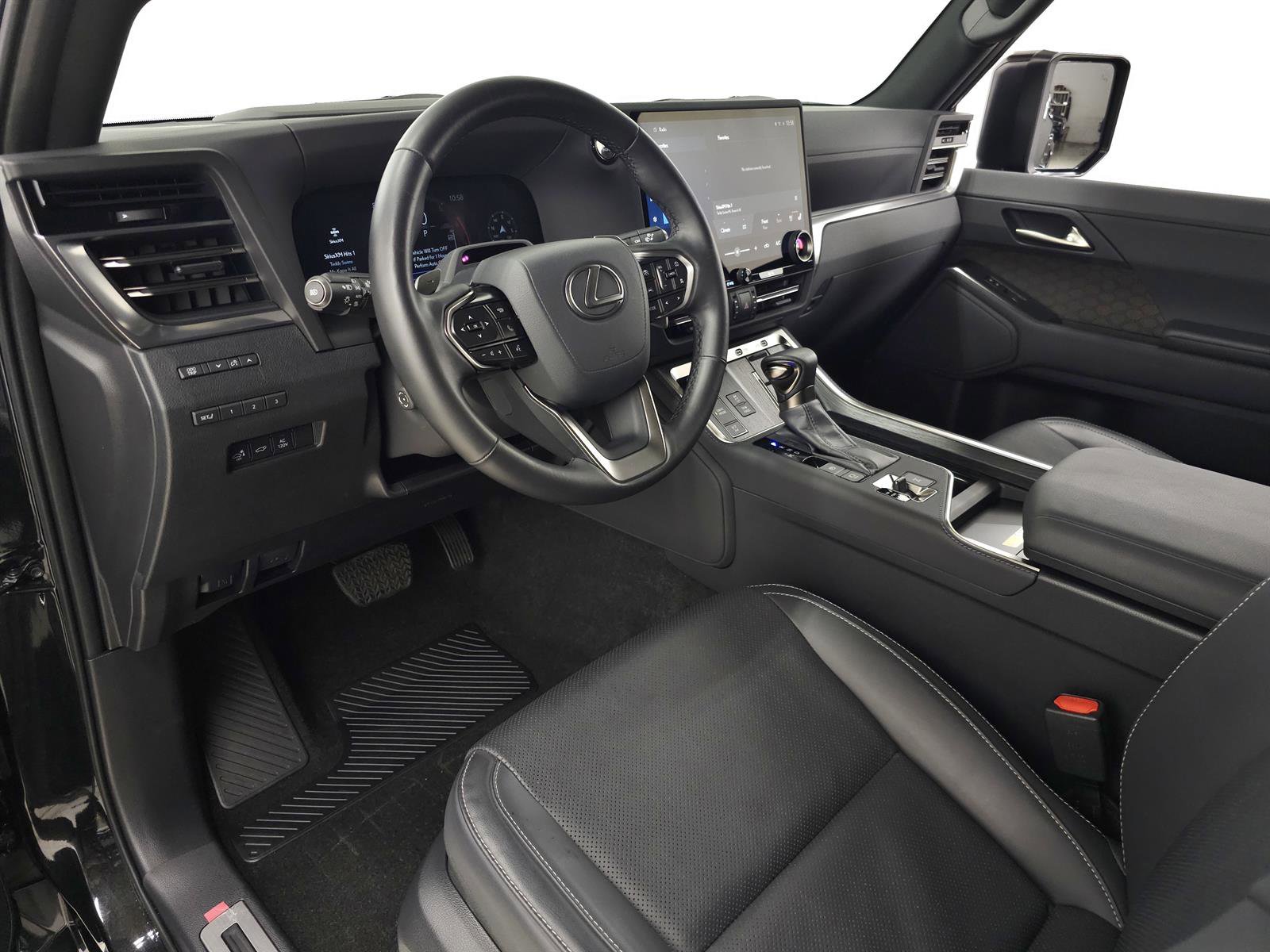 Used 2024 Lexus GX 550 w/ Cold Area Package AWD/4WD image 16