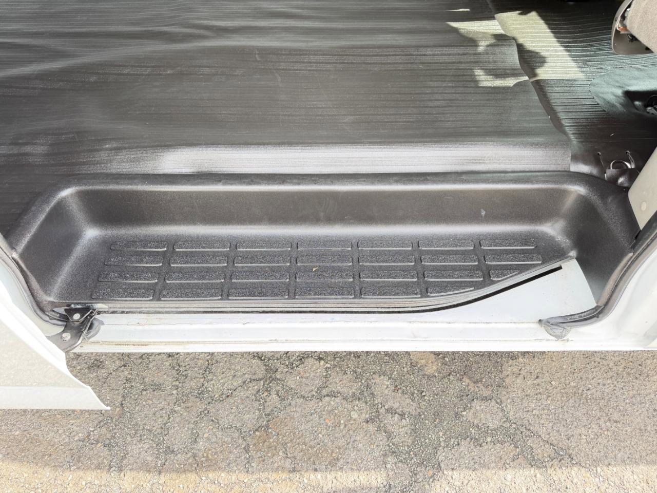 Used 2025 Chevrolet Express 2500 Extended w/ Driver Convenience Package RWD image 34