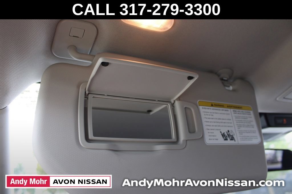 Used 2024 Nissan Rogue SV AWD/4WD image 44