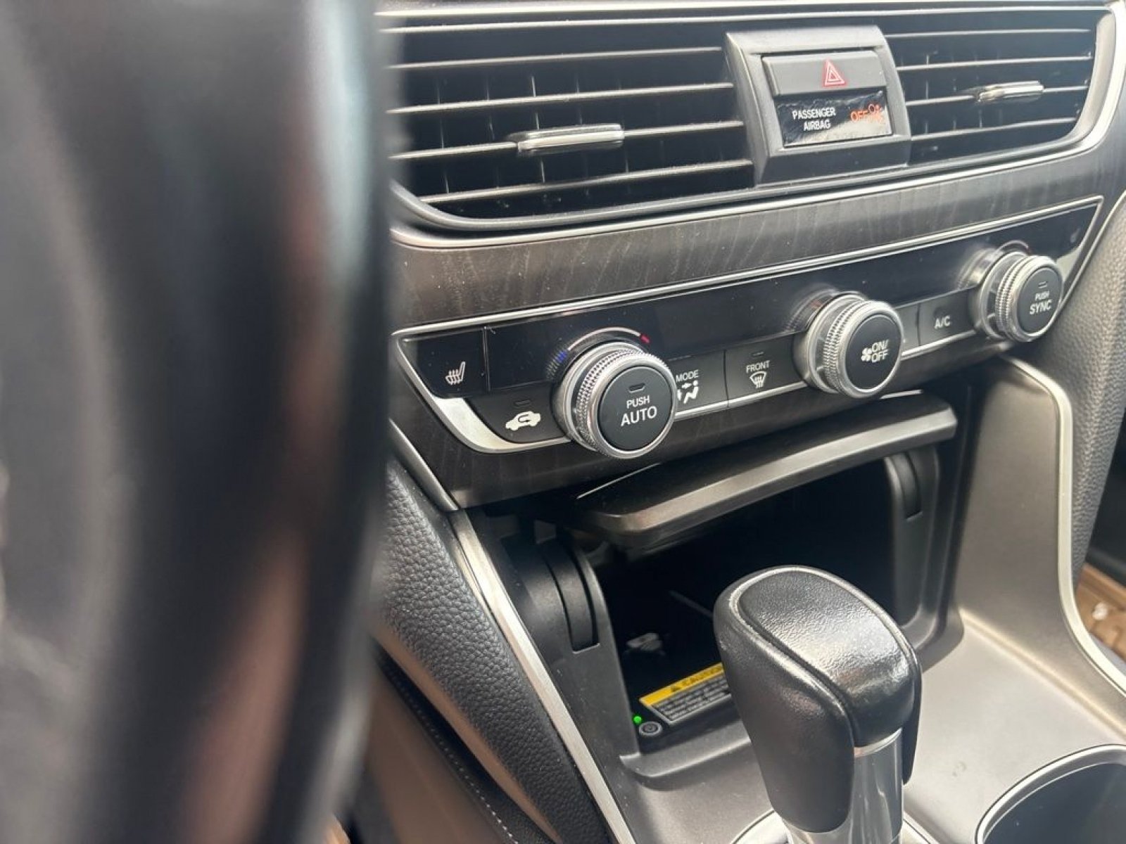 Used 2022 Honda Accord EX-L image 6