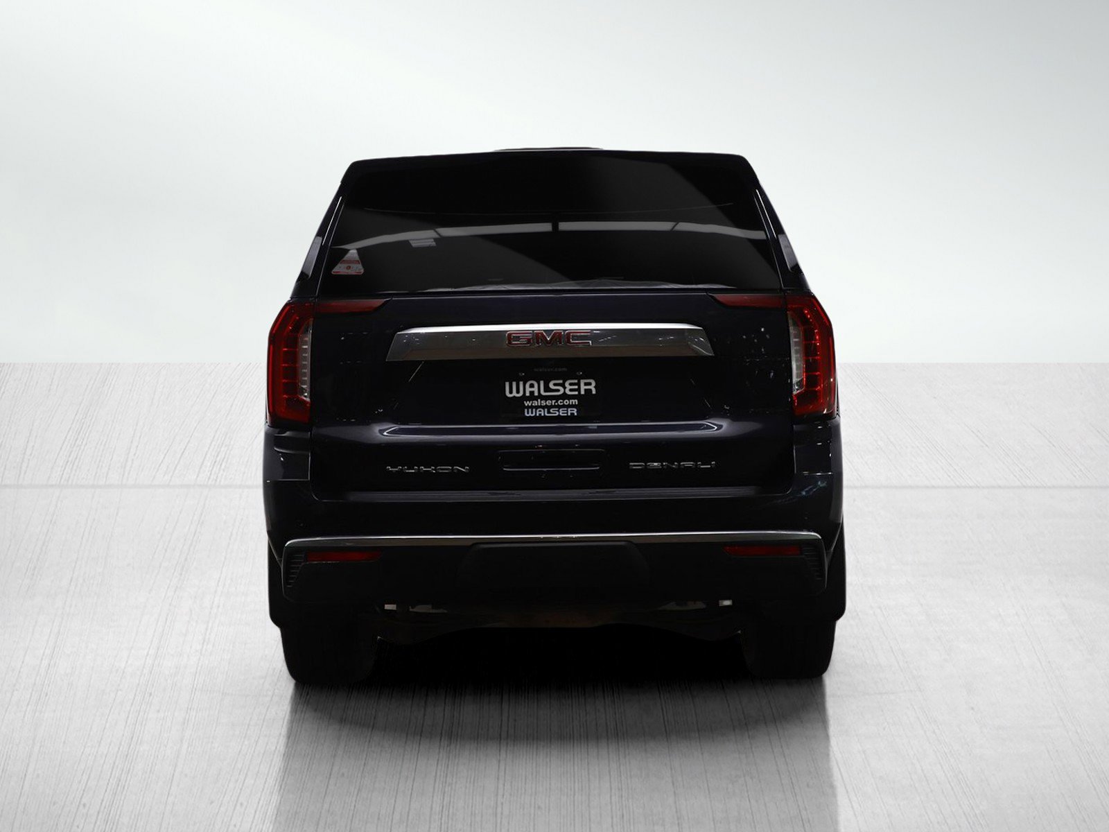 Used 2023 GMC Yukon XL Denali image 4