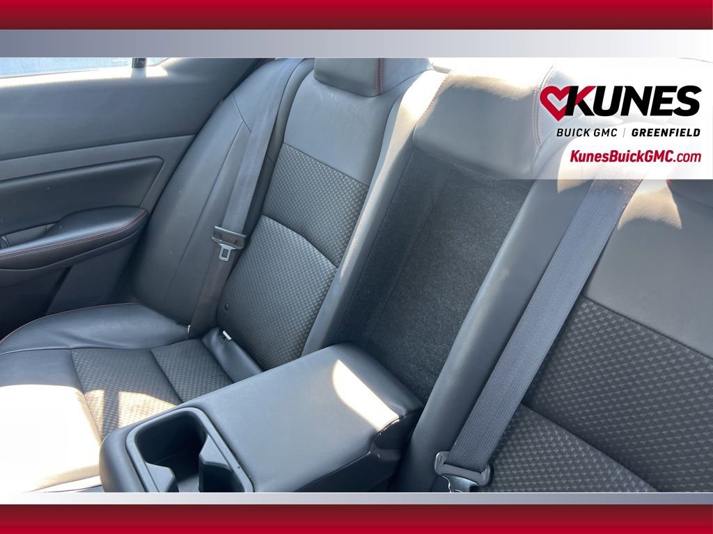 Used 2024 Nissan Altima 2.5 SR FWD image 31