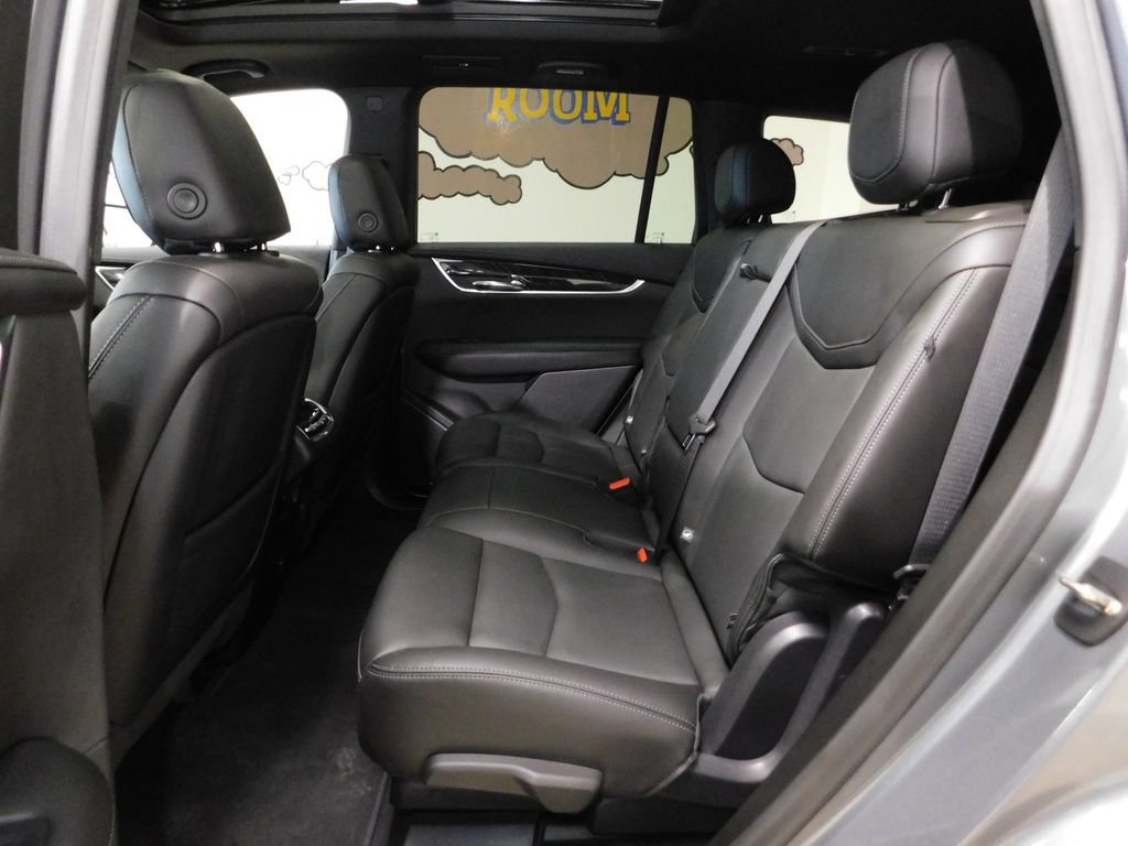 Used 2022 Cadillac XT6 Premium Luxury w/ Technology Package AWD/4WD image 79