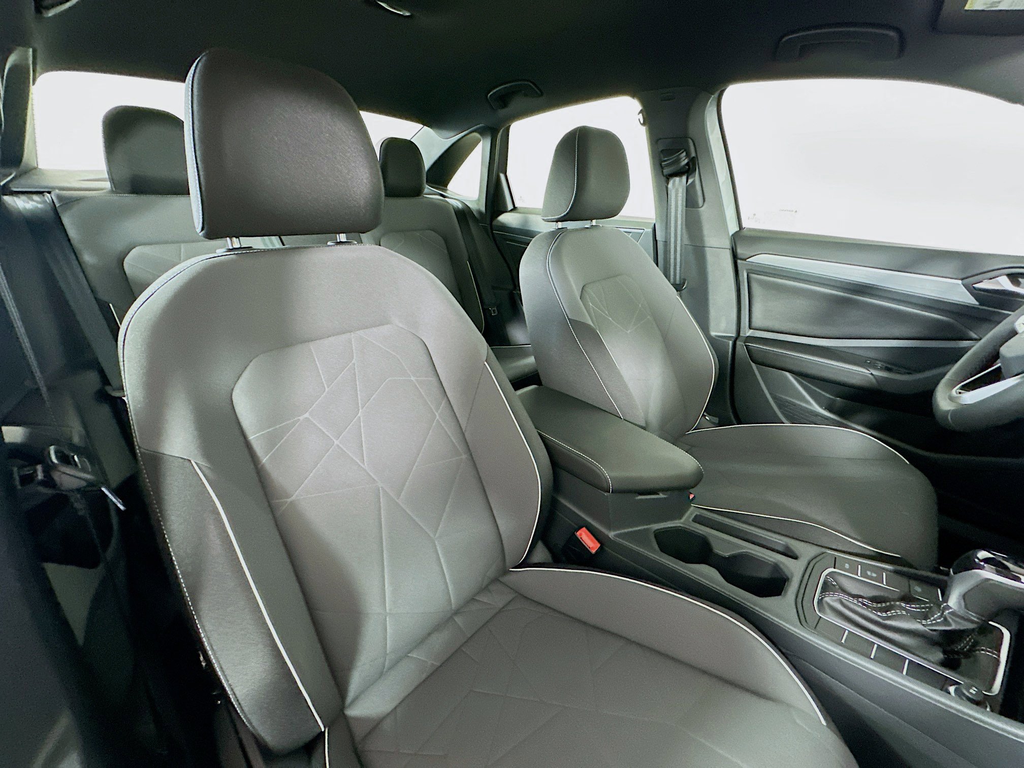 New 2025 Volkswagen Jetta Sport image 25