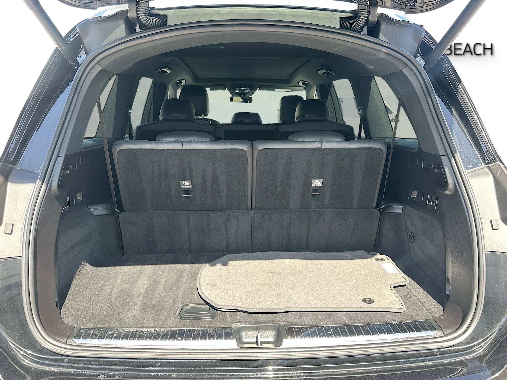 Used 2024 Mercedes-Benz GLS 450 4MATIC image 29