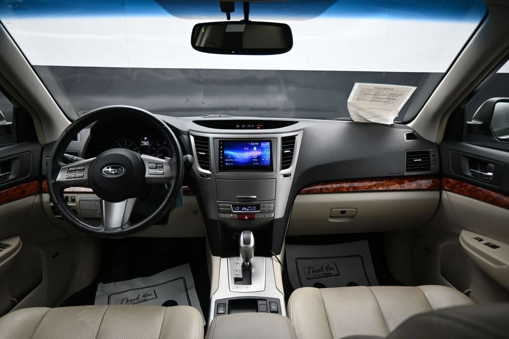 Used 2011 Subaru Outback 2.5i Limited AWD/4WD image 14