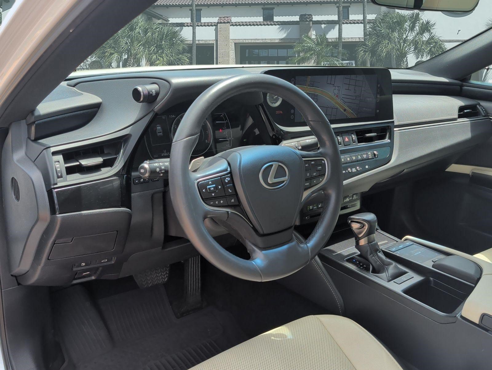 Certified 2022 Lexus ES 350 w/ Premium Package FWD image 12