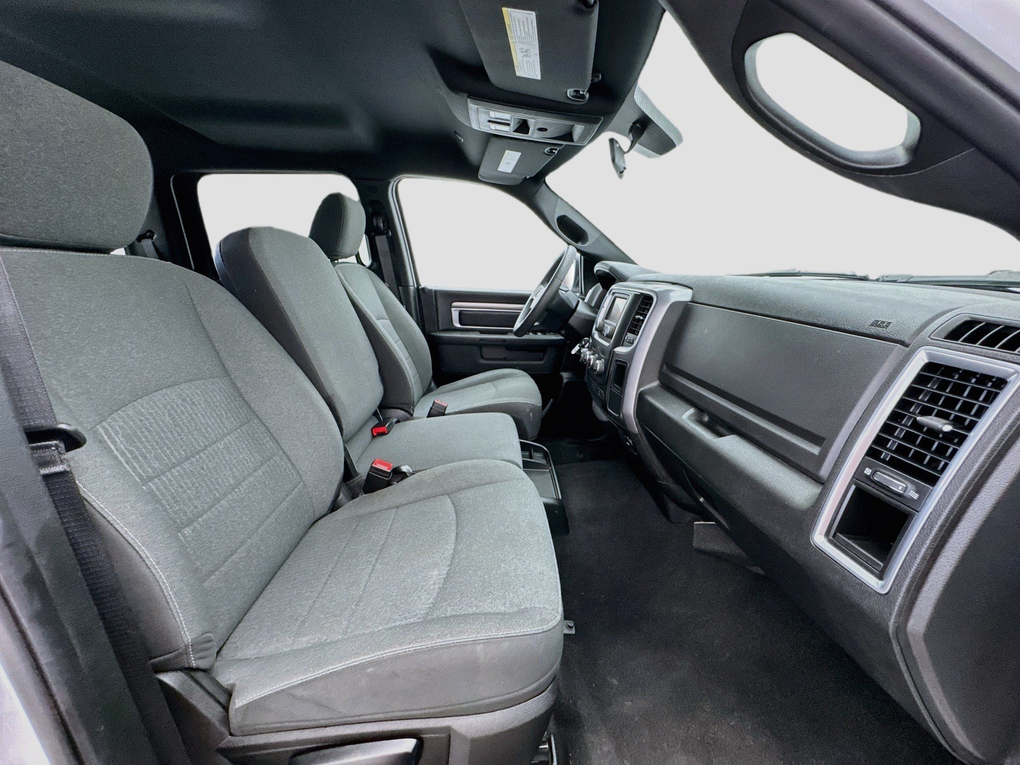 Used 2024 RAM 1500 Warlock AWD/4WD image 19