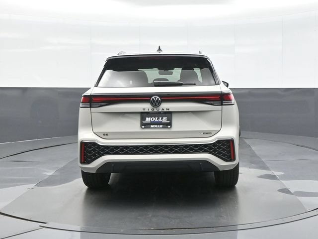 New 2026 Volkswagen Tiguan SE R-Line AWD/4WD image 6
