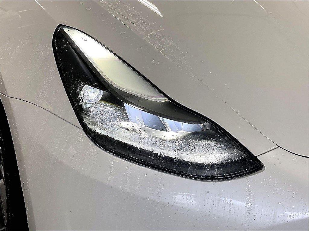 Used 2022 Tesla Model 3 Long Range AWD/4WD image 32