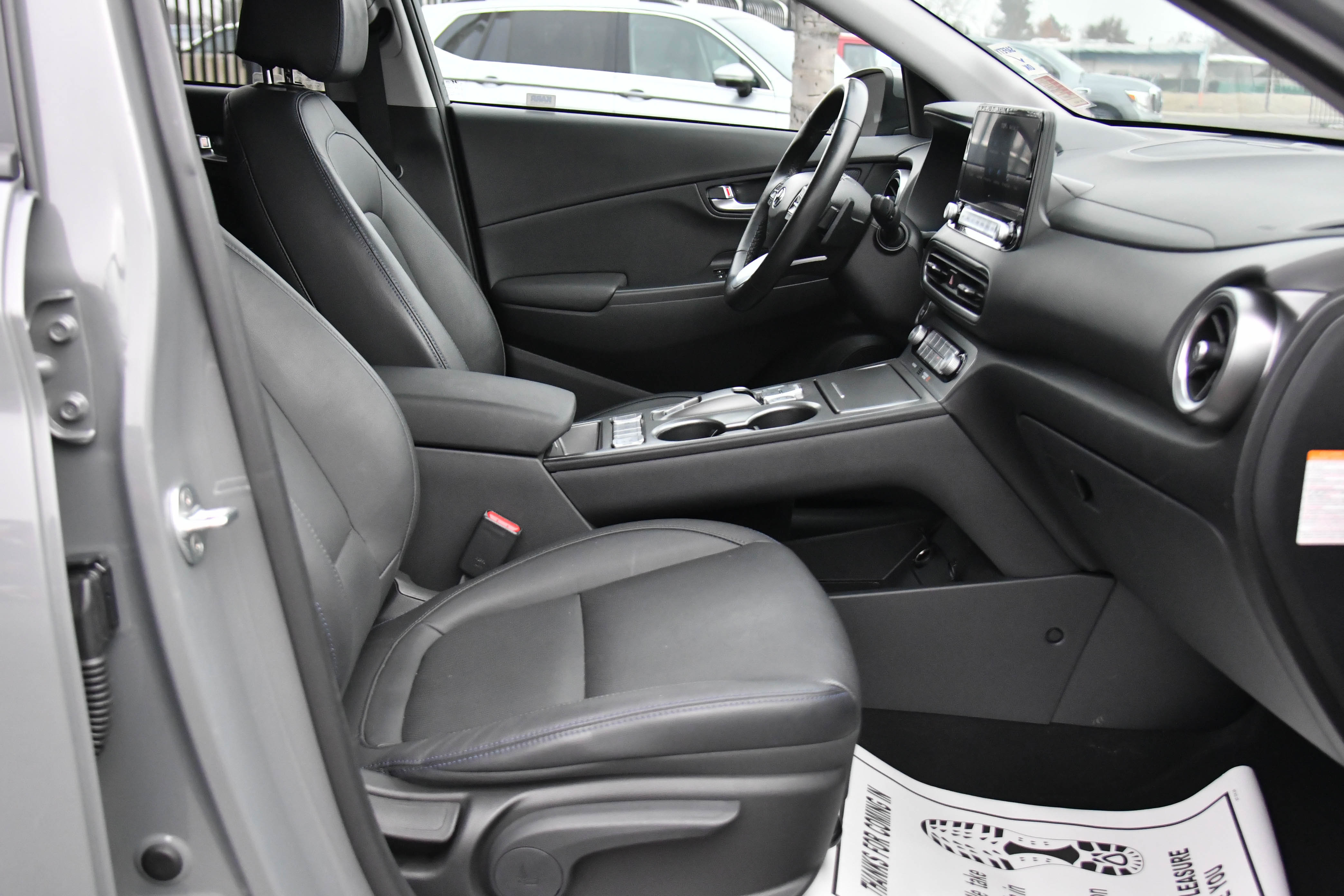 Used 2023 Hyundai Kona Limited image 46