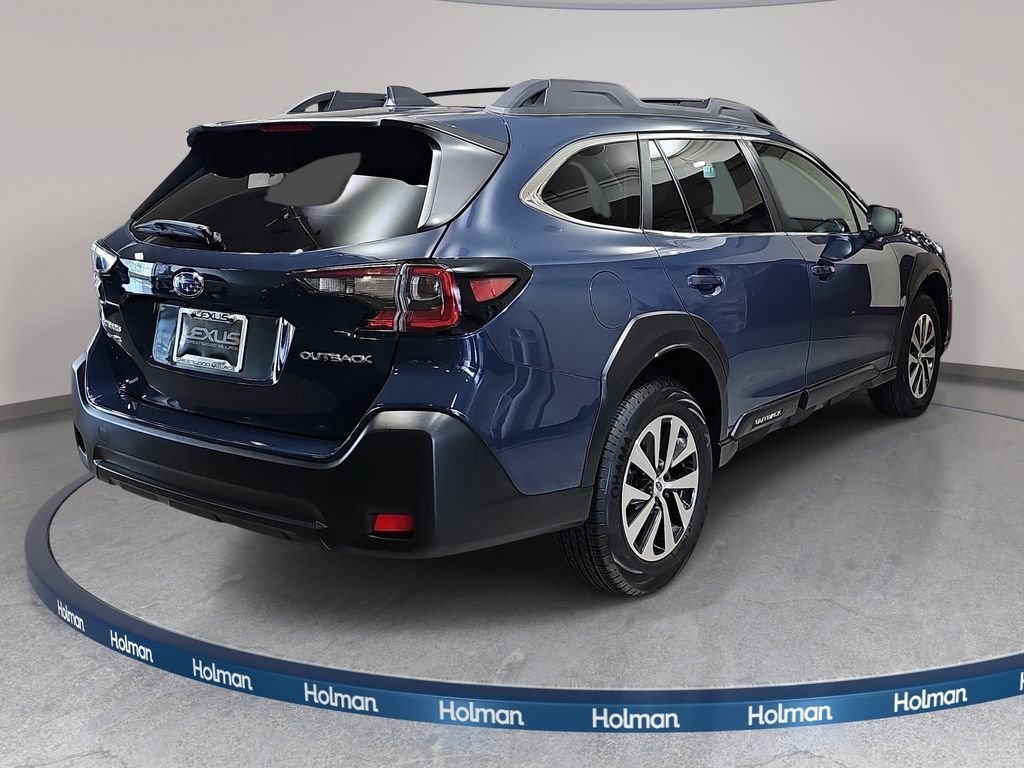 Used 2024 Subaru Outback Premium AWD/4WD image 6
