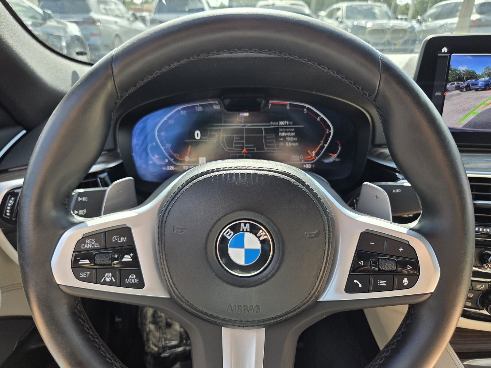 Used 2023 BMW 530i w/ Executive Package RWD image 28