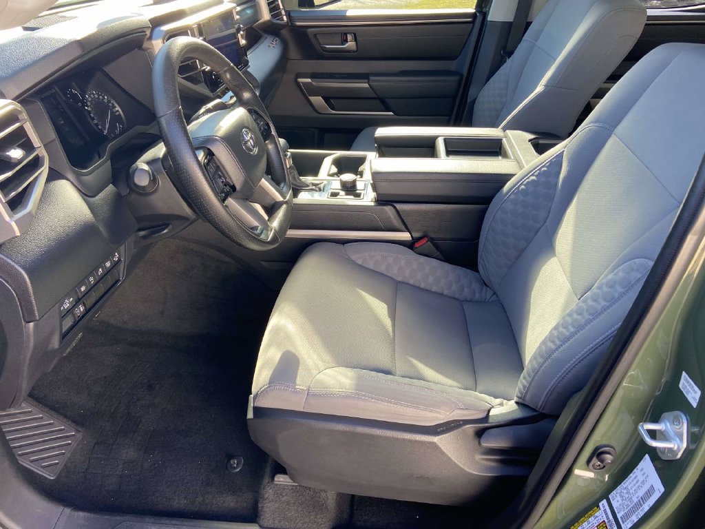 Used 2023 Toyota Tundra SR5 w/ SR5 Convenience Package AWD/4WD image 17