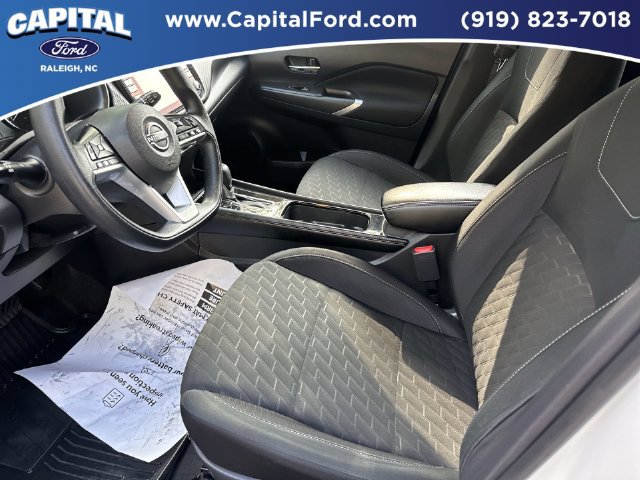 Used 2024 Nissan Kicks SV FWD image 19