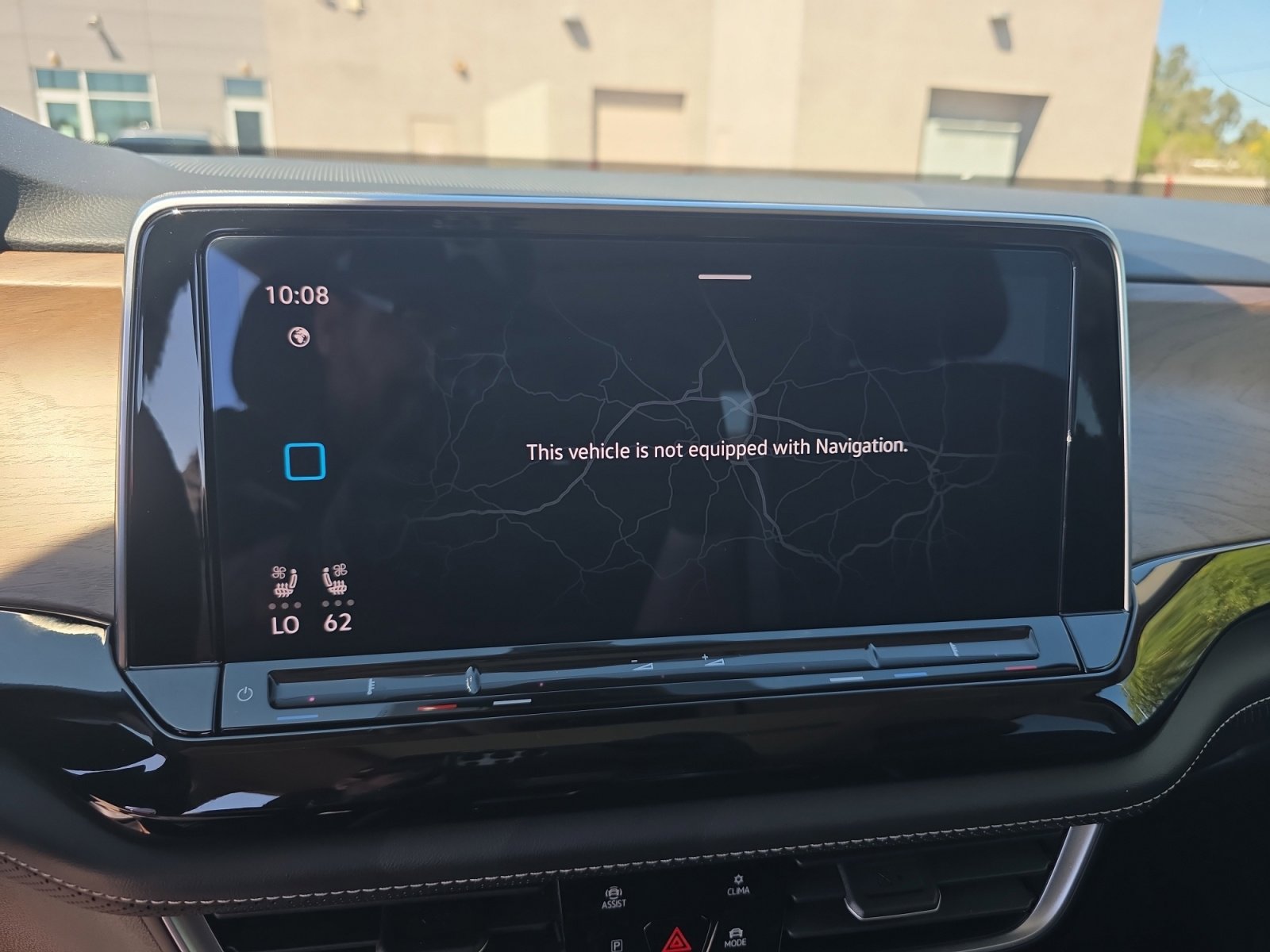 Used 2024 Volkswagen Atlas SE image 28