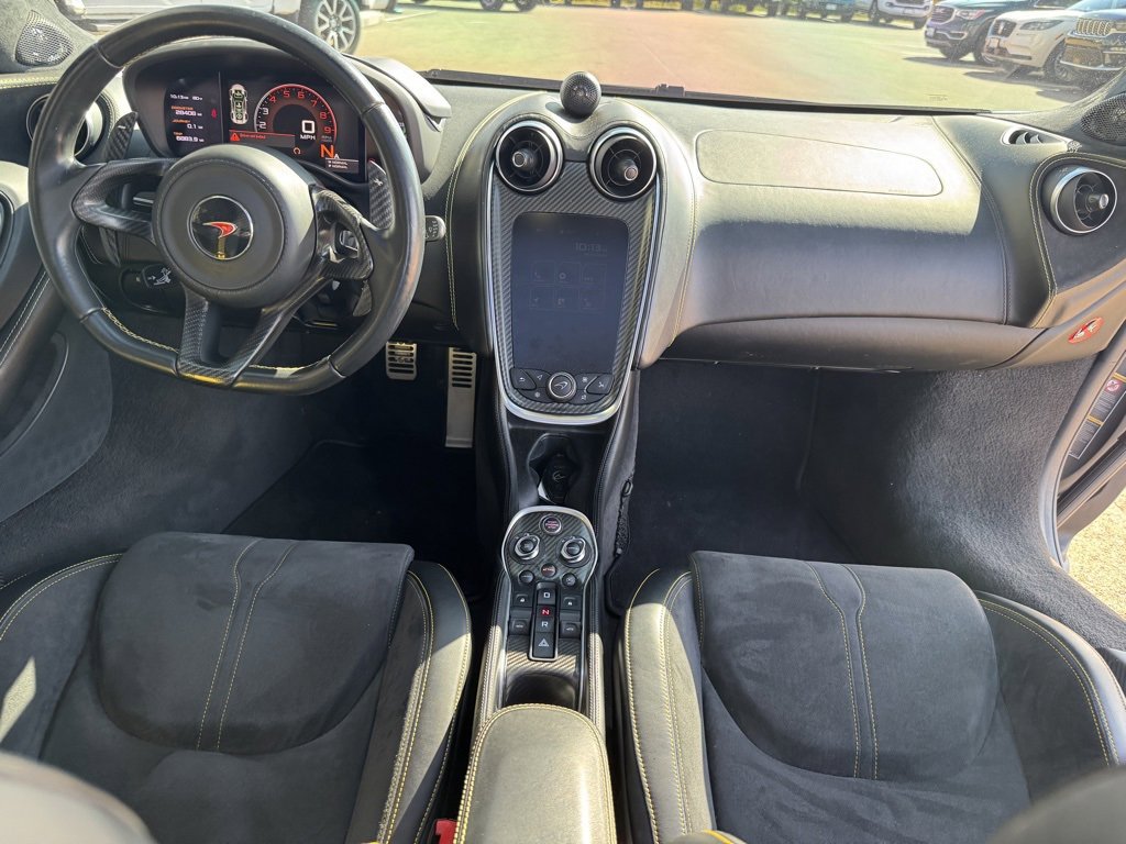 Used 2017 McLaren 570S image 12